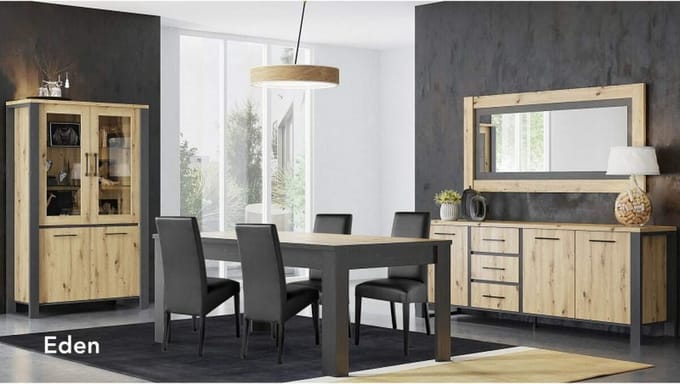 eetkamer set trendy- eettafel- vitrine kast- dressoir- compleet set- zetelsenbedden