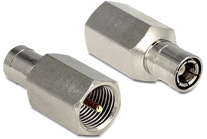 FME (m) - SMB (m) adapter - 50 Ohm