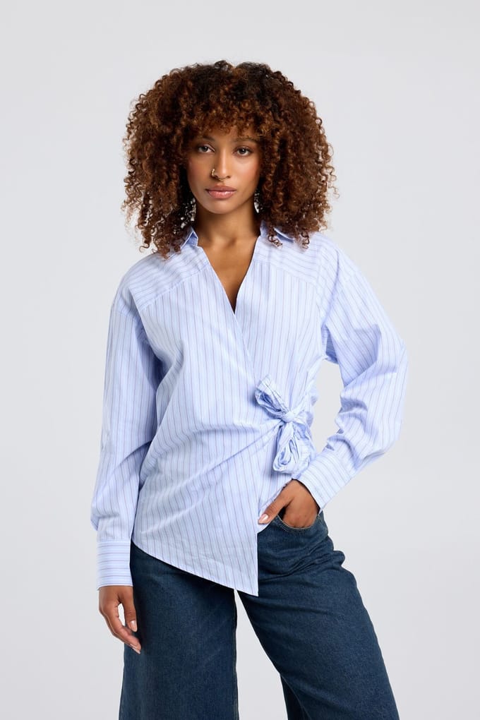 America Today Brianne Blue/white Größe: XS | Longsleeves Outlet | Damen | Blau