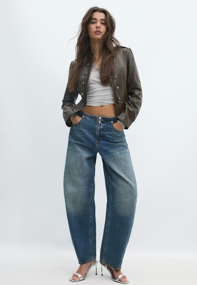 Stradivarius Getailleerde blazer met leereffect en gegraveerde knopen  Kaki M