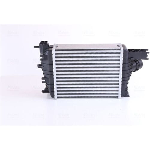 Intercooler NISSENS 96479