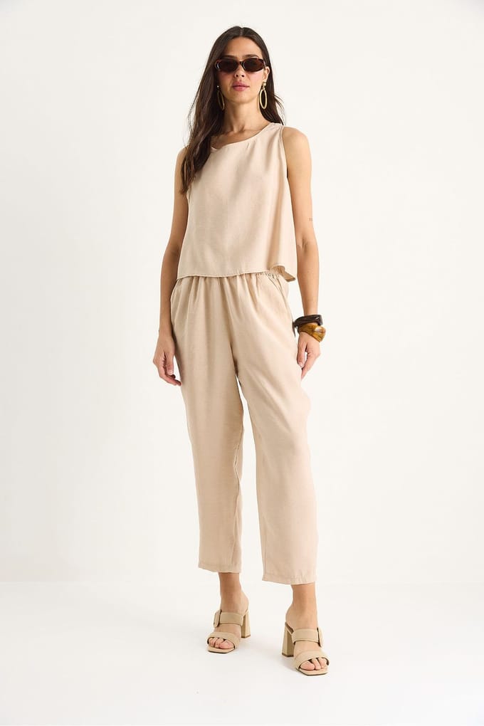 Mouwloze Crew Neck Blouse en Carrof Fıt Broek Set