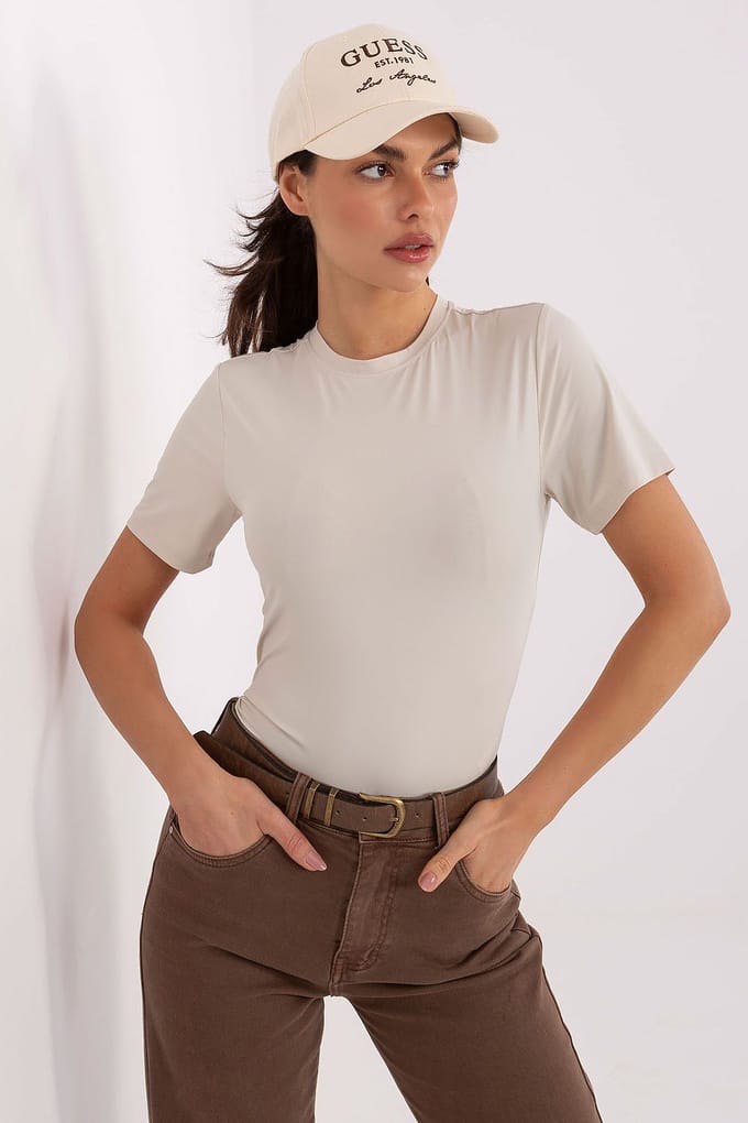 Livia Essential Top - Beige / M