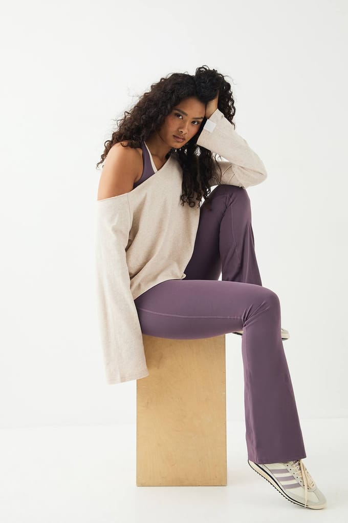 Dames DSGN Studio Ultra Sculpt Omvouwbare Tailleband Wijdlopende Legging | Druif | Maat: Large