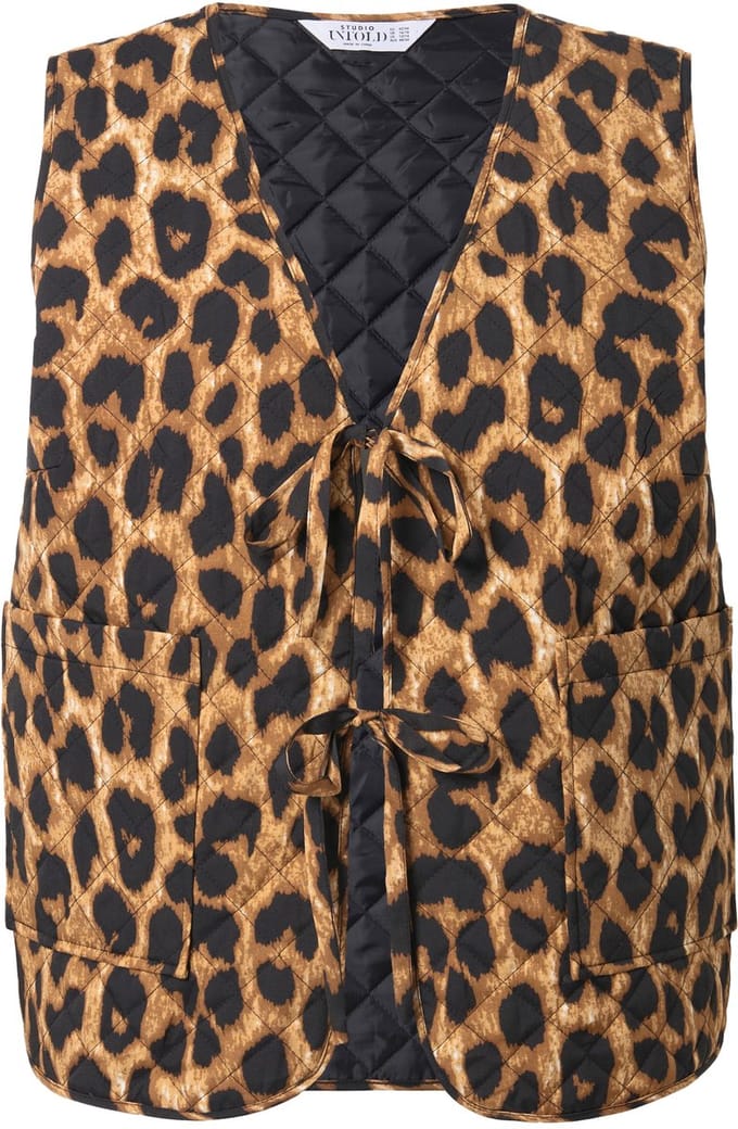 Studio Untold - Dames - Doorgestikte bodywarmer A-lijn luipaard - Macchiatobruin - Maat 54+