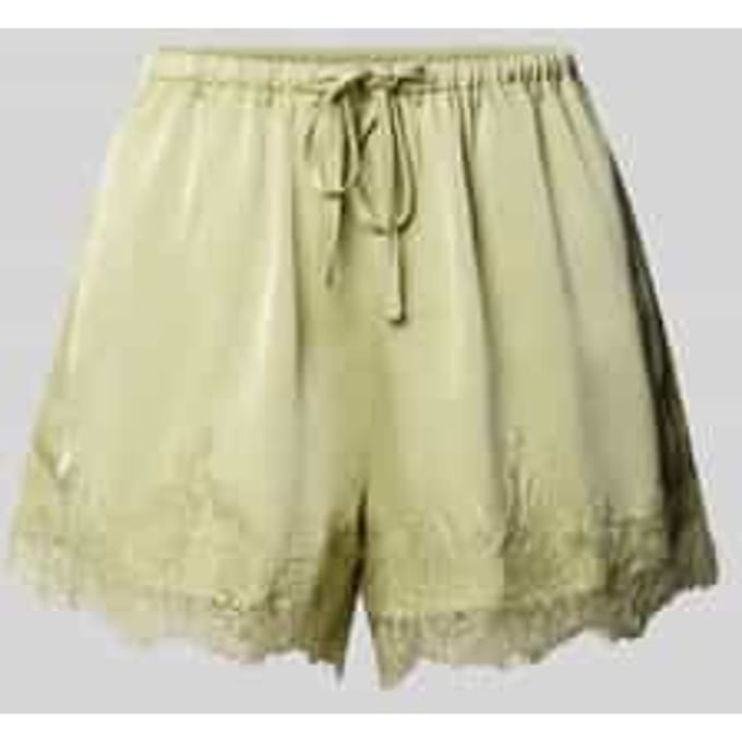 Short van satijn met kant