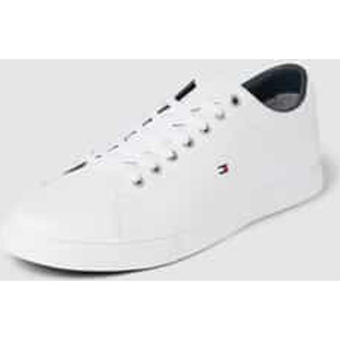 Sneakers van leer met labeldetail, model 'ESSENTIAL'