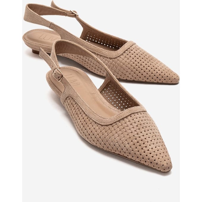 Aviva Slingback Spitse Neus Pump