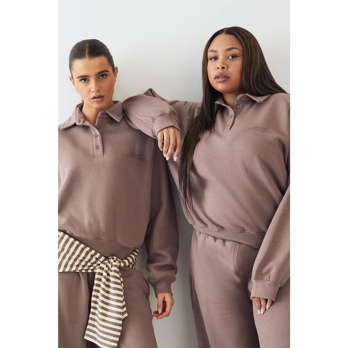 Dames DSGN Studio Raglan Naad Kraag Rugby Sweatshirt | Mokka | Maat: Medium