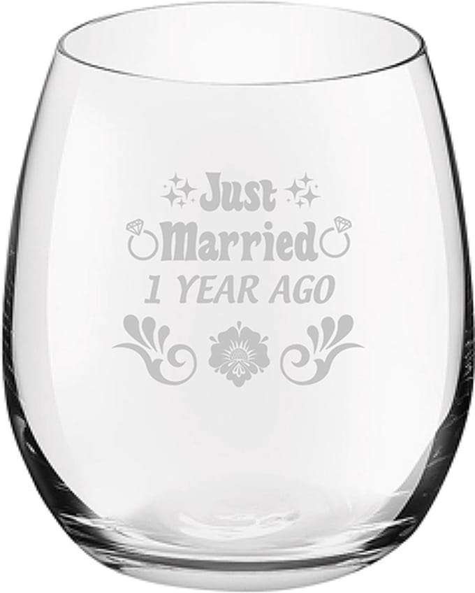 Gegraveerde drinkglas 39cl Just Married 1 year ago