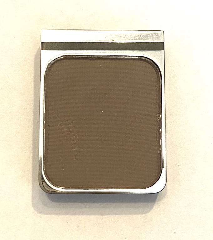 Malu Wilz Eye Shadow Earthy Greybrown no. 22