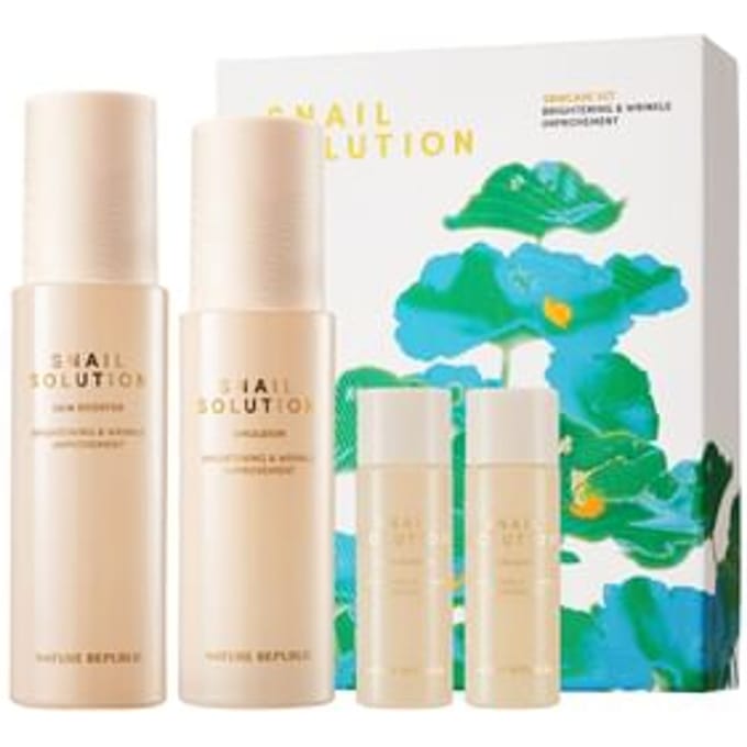 Nature Republic Snail Solution Soin de la Peau Ensemble Spécial 2 Pièces (Prime: Sérum 31ml + Émulsion 31ml + 5 Masques Visage Escargot) beige