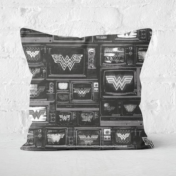 Wonder Woman 1984 Screens Square Cushion - 60x60cm - Soft Touch