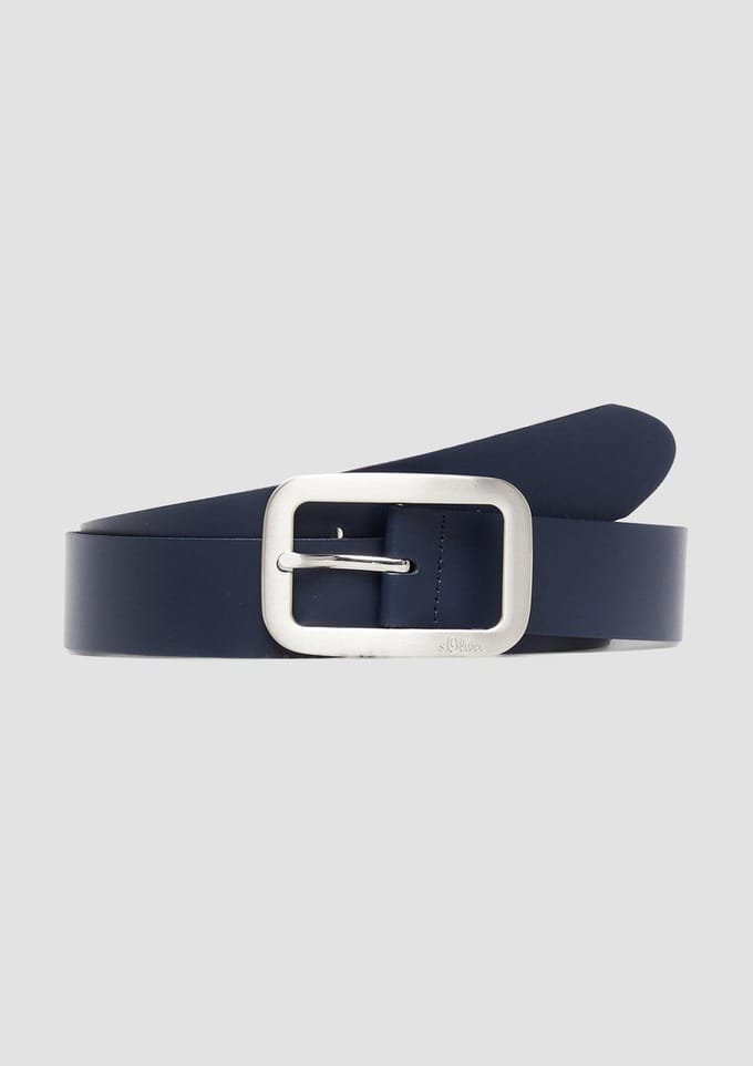 Leren riem met rechthoekige gespsluiting en logodetails