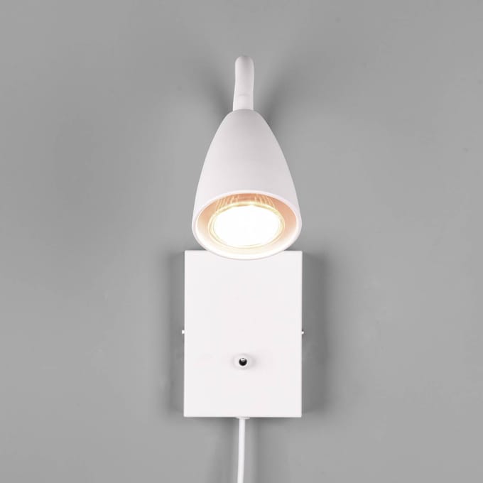 Trio Lighting Wandlamp Wanda met stekker, mat wit