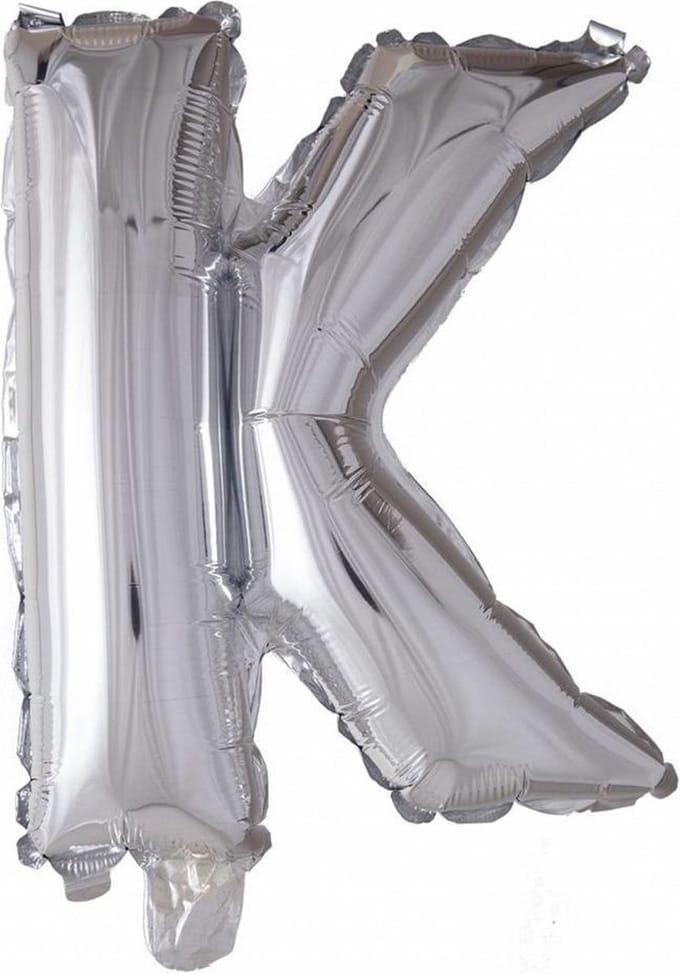 Folieballon zilver letter 'K' met rietje