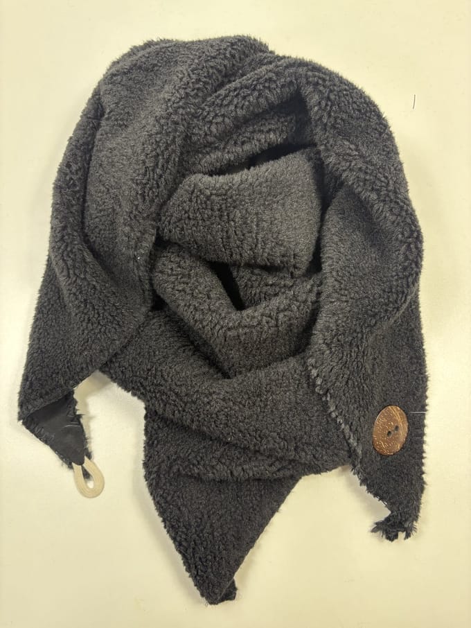 Driehoek winter Sjaal, Teddy van dik materiaal met knoop