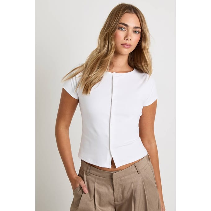 boohoo Dames Peached Sculpt Popper Door Korte Mouw Top | Wit | Maat: 38