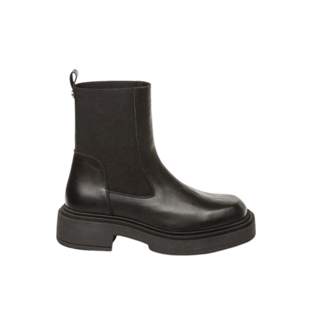 Steve Madden - Churro Black Leather - Maat 39