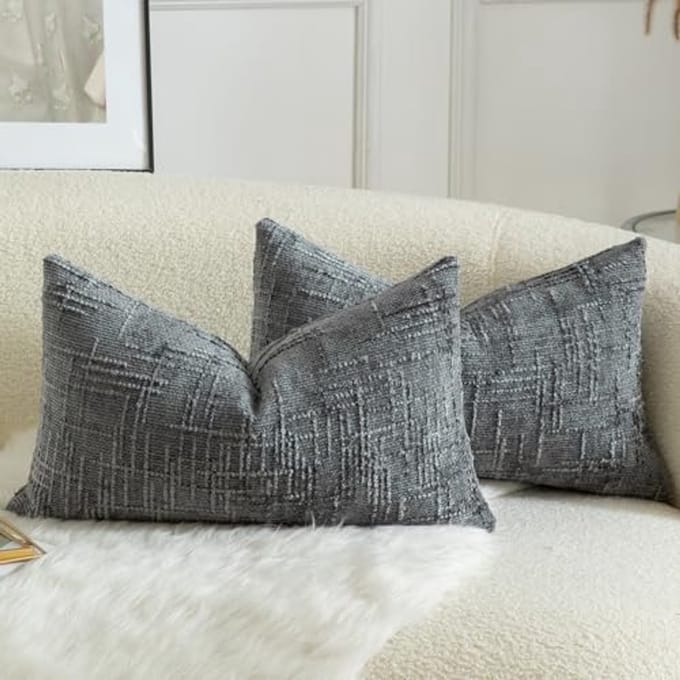 Set van 2 decoratieve zachte chenille kussenslopen 30 x 50 cm - Donkergrijs accent