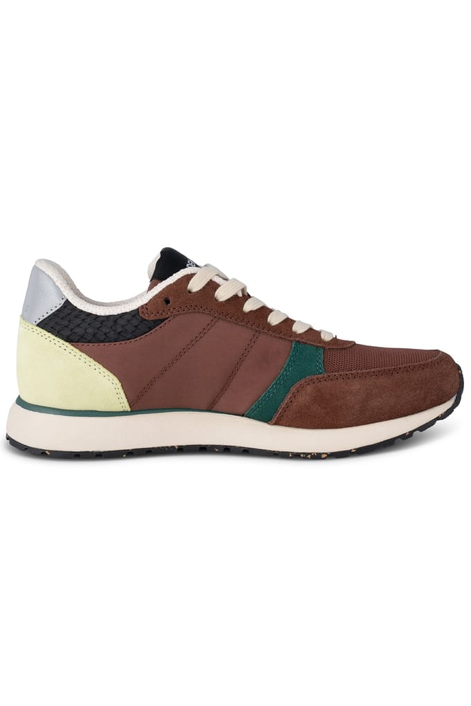 Woden Ronja Reflective Sepia Maat: 36 | Sneakers Outlet | Dames