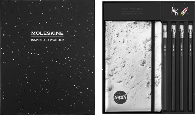 Moleskine NASA Bundle Box (Notitieboek 13x21cm, 4 Blackwing Potloden & 2 Pins)