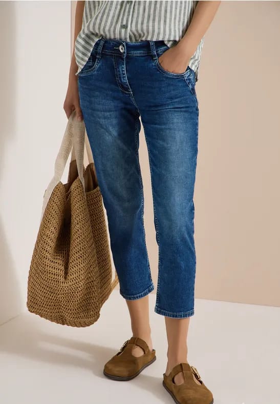 3/4 Slim Leg jeans in casual fit