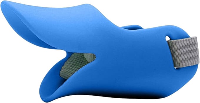 Trainingsmuilkorf Hond - Siliconen Muis - Gedrag Trainen - Ademend Eendenbek Design - Maat M - Blauw