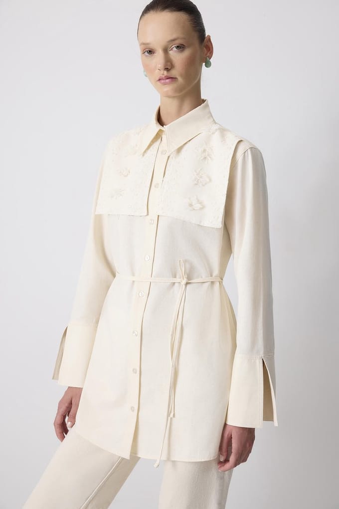Touché Privé - Poplin blouse met bloemenkant - Crème - Dames