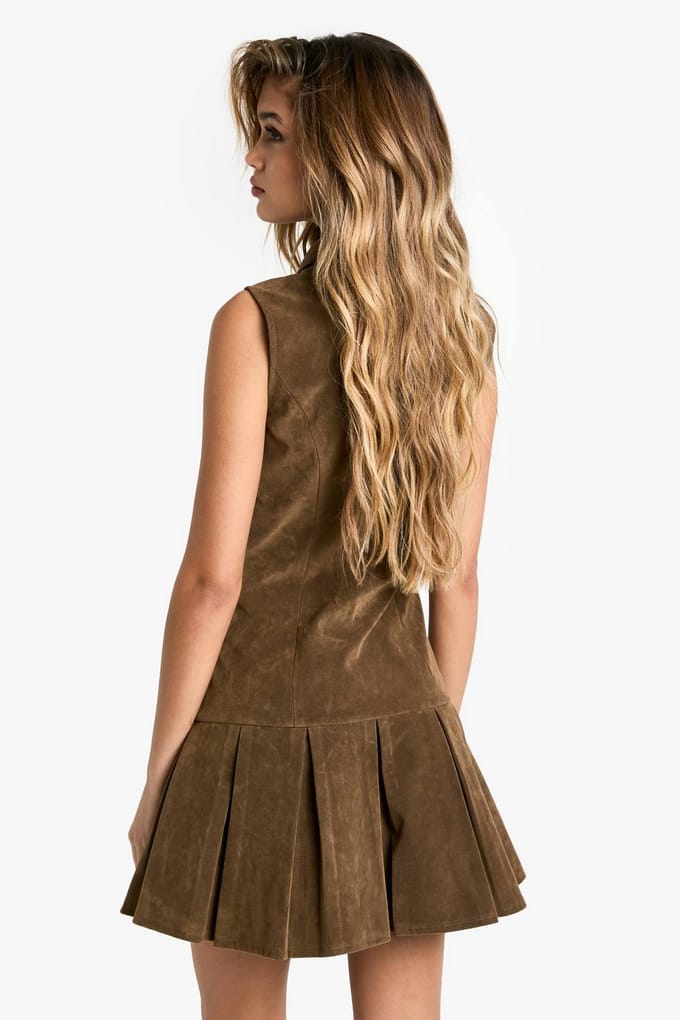 boohoo Dames Suede Tennis Rok Mini Jurk | Taupe | Maat: 18