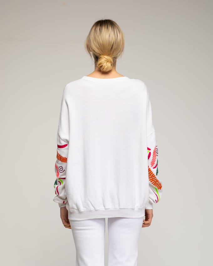 Sweater met borduursel
