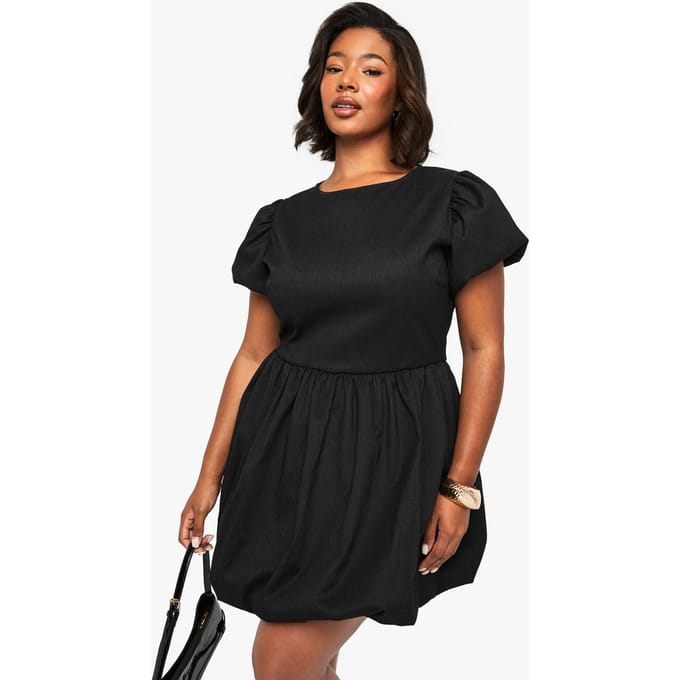 boohoo Dames PLUS VERSTEVIGDE GETEXTUREERDE PUFFBALL SKATERJURK | Black | Maat: 18