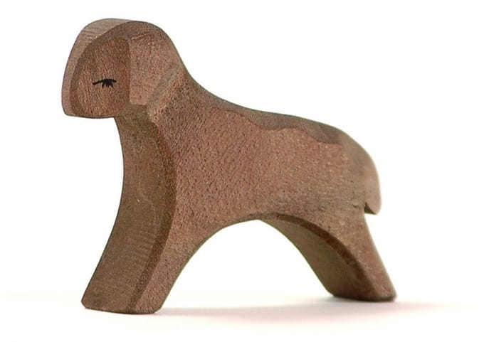 Lam Bruin Houtgesneden Ostheimer