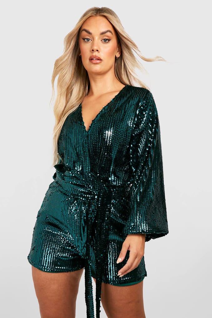 boohoo Dames Plus Velvet Sequin Tie Waist Playsuit | Evergreen | Maat: 28
