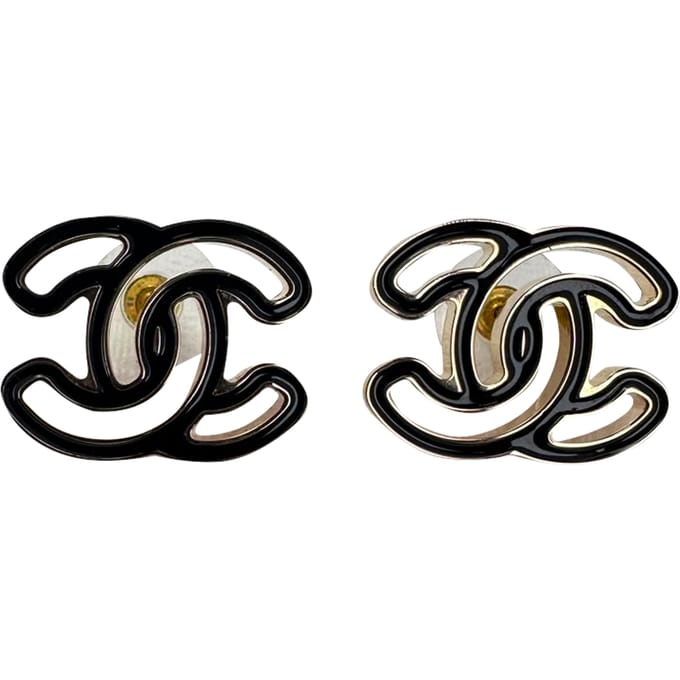 Chanel CC emaille oorknopjes in zwarte hars