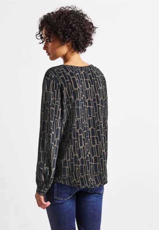 Gedessineerde blouse