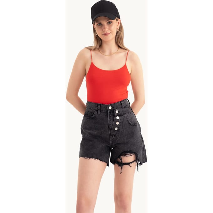 Spaghetti Band Basis Cropped Cami Top
