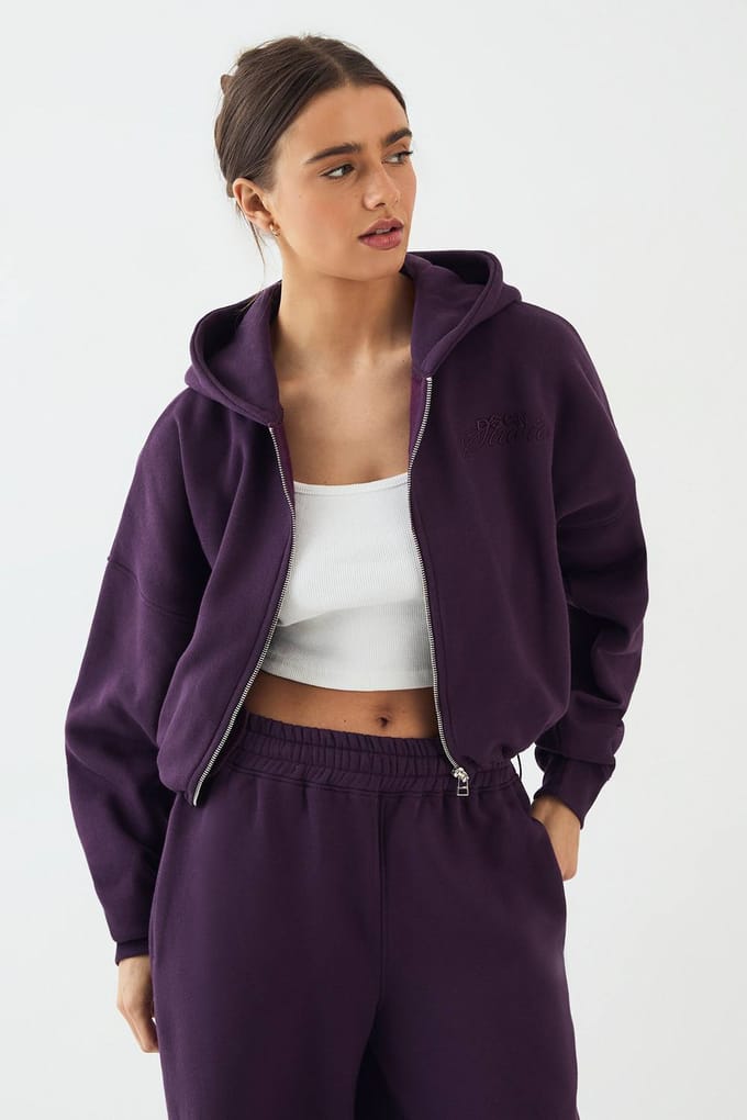 Dames DSGN Studio Badstof Applique Boxy Hoodie met Rits | Aubergine | Maat: Medium