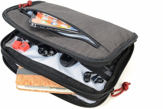 Troika| Business Tech Pouch 2 | Kabelorganizer voor elektronische accessoires