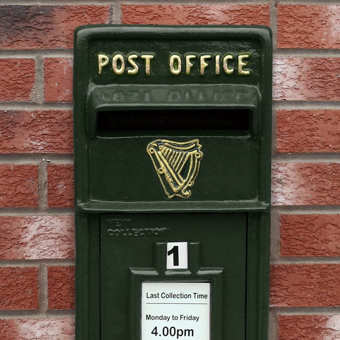 Ierland brievenbus - groen - 24x37x57 cm - afsluitbaar met 2 sleutels