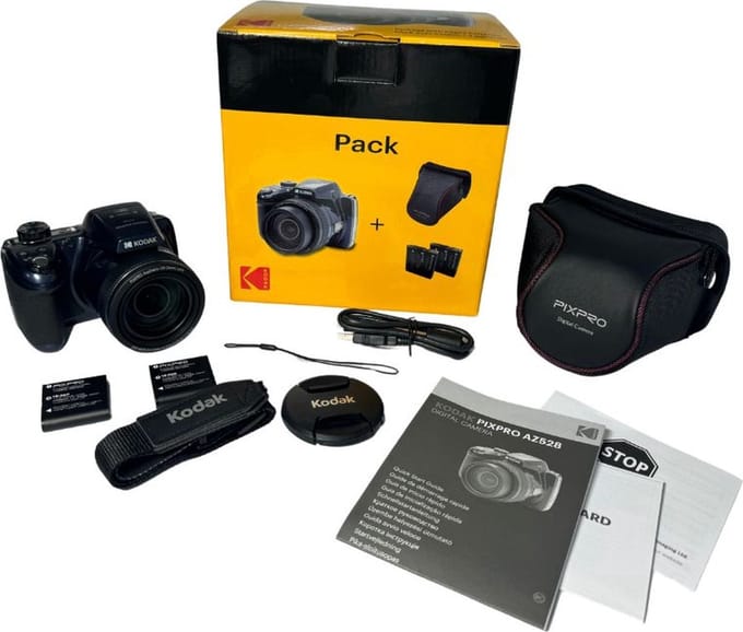 Kodak Pixpro AZ528 zwart KIT, incl. 2 accu's & tas