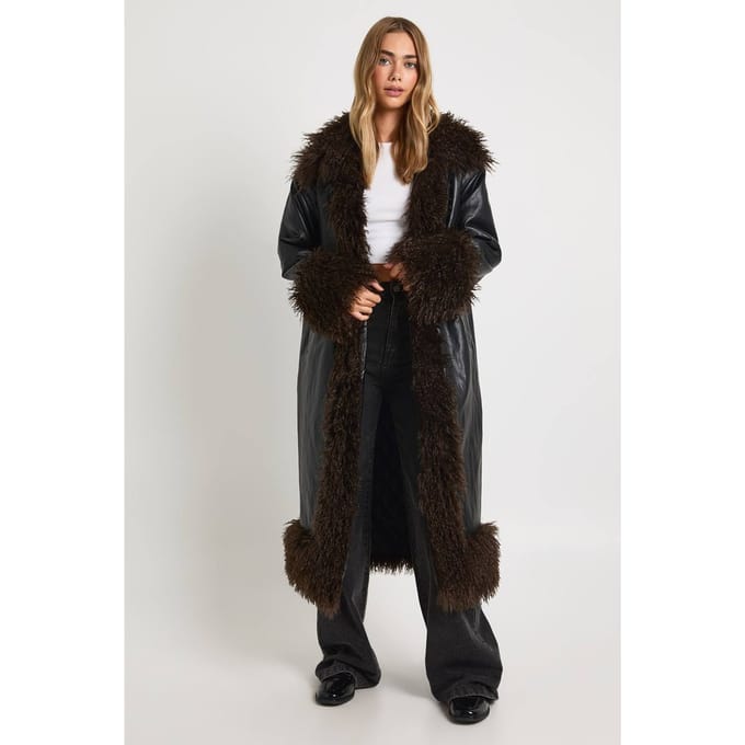 boohoo Dames Maxi-jas met nepbontaccenten en nepleer | Black | Maat: 8