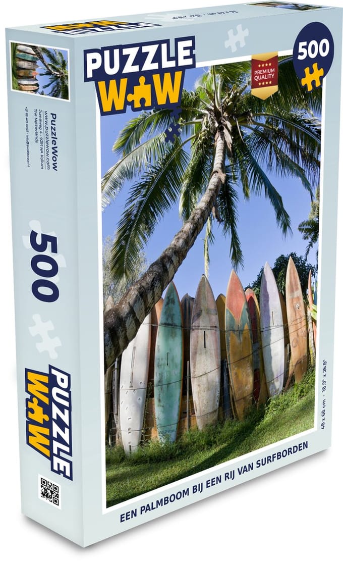 Puzzel Een palmboom bij een rij van surfborden - Legpuzzel - Puzzel 500 stukjes
