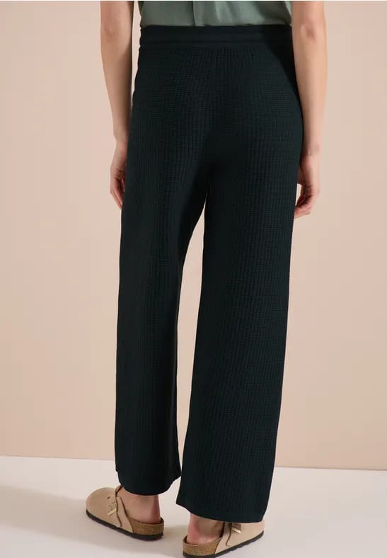 Gebreide broek met wijde pijpen in Loose Fit