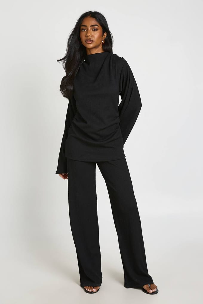 boohoo Dames Gestructureerde Jumpsuit Met Schuin Halslijn En Getailleerde Taille | Zwart | Maat: 40