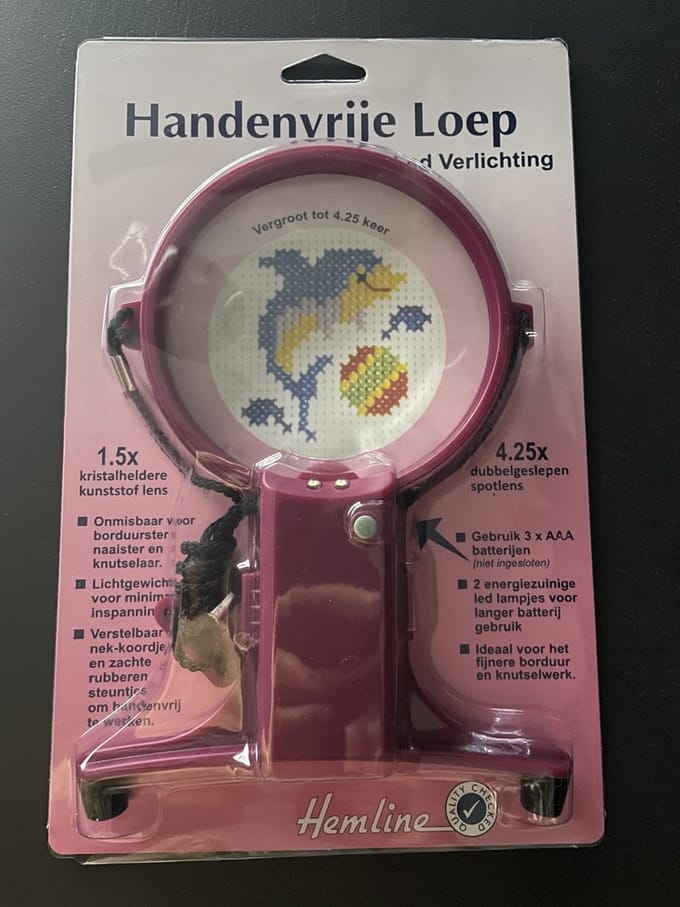 Hemline - vergrootglas - handenvrije loep - met ledverlichting - lichtblauw/paars - vergroot tot 3.8x - 1x