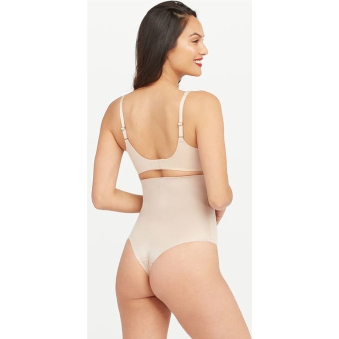 Spanx  - Maat L - Suit Your Fancy High Waist String - Soft Nude