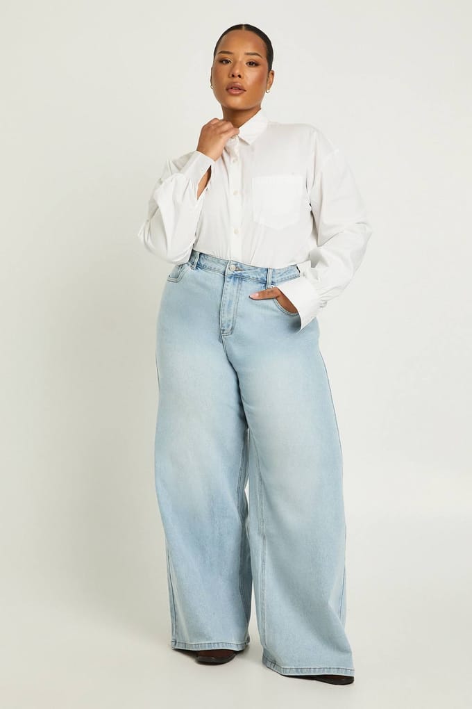 boohoo Dames De Plus Mid Waist Wide Leg Jeans | Gebleekt | Maat: 18/32L