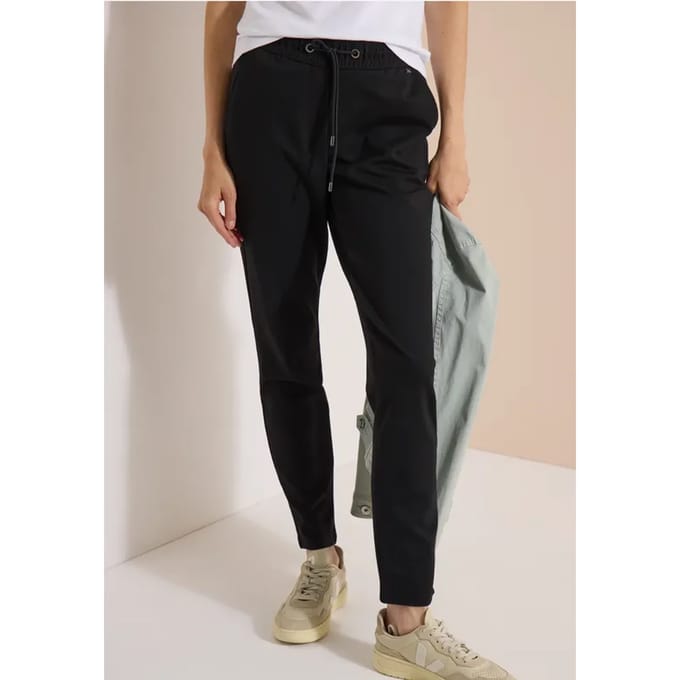 Mid Waist Slim Leg Hose in casual pasvorm