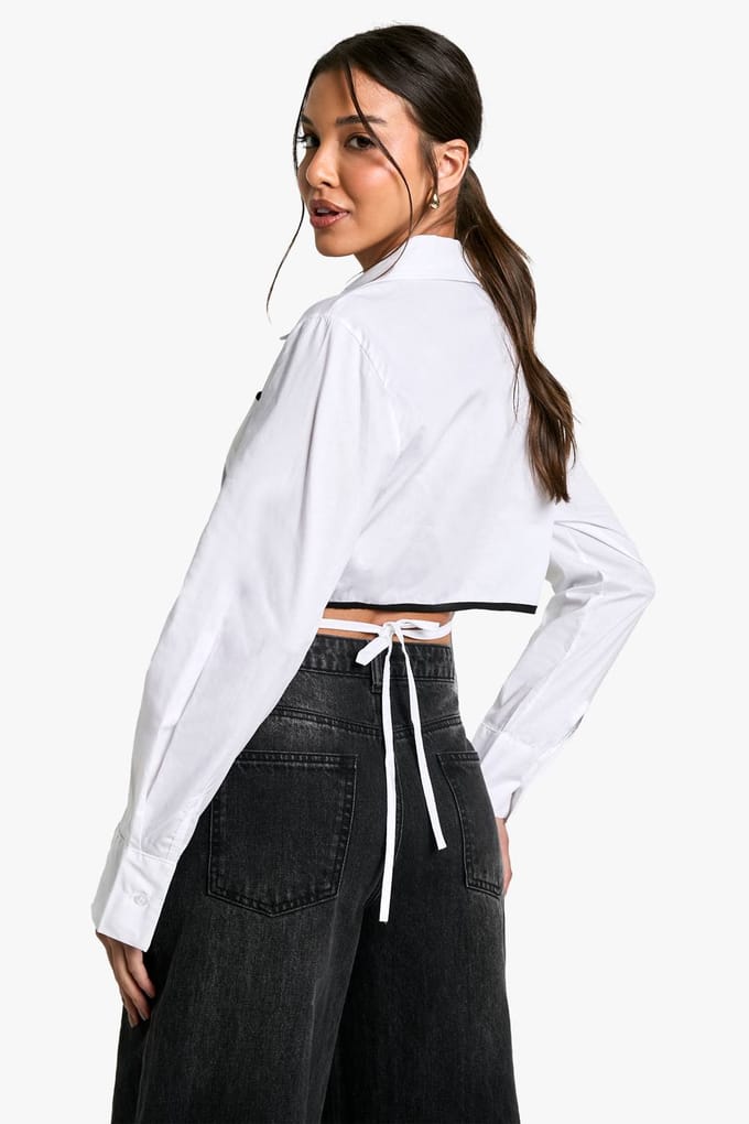 boohoo Dames Contrast Paspel Strikshirt | Wit | Maat: 36